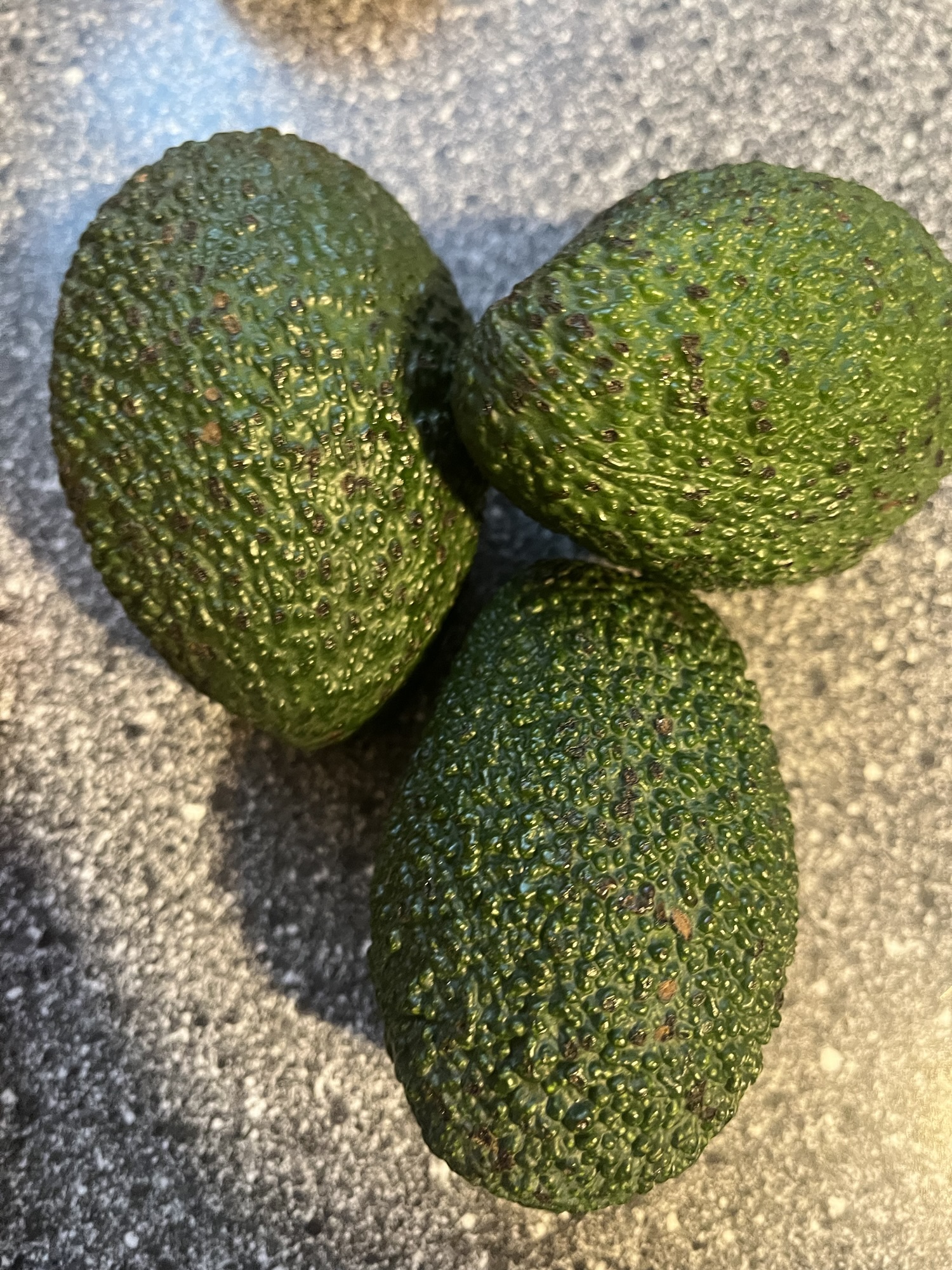 🥑 Avocado – beneficii, cum îl consum zilnic și rețete simple